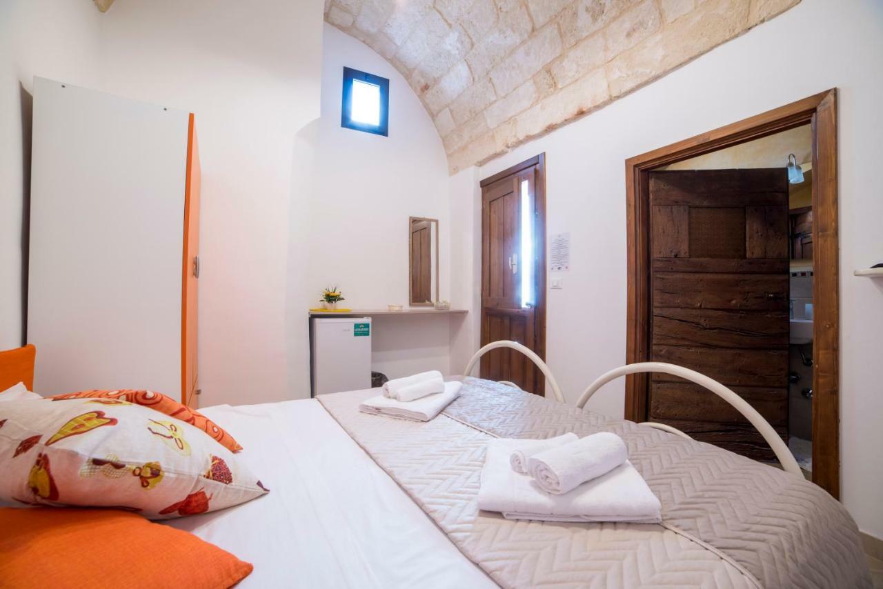 B&B La Campana Salentina กาลาโตเน ภายนอก รูปภาพ